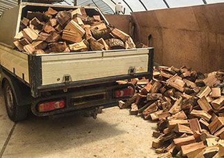 Godd quality dried logs always available